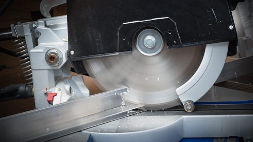 Circular,Saw,For,Cutting,Aluminum
